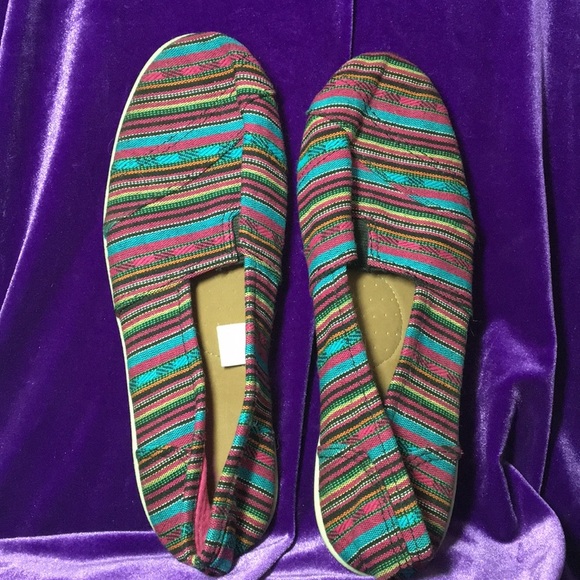 Ladies’ BONGO flats (8M) - Picture 2 of 6